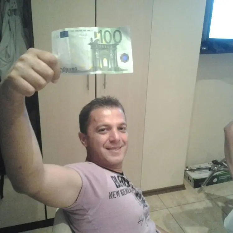 Photo #682982