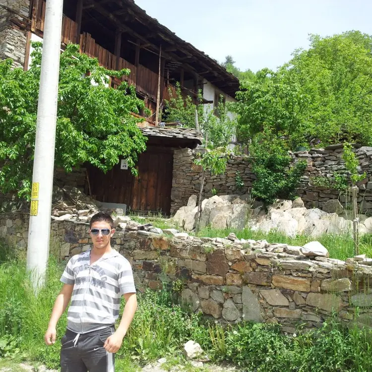 Photo #1436332