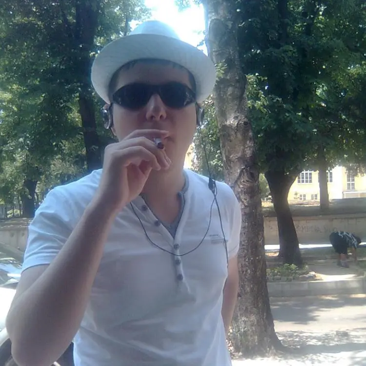 Photo #1946662