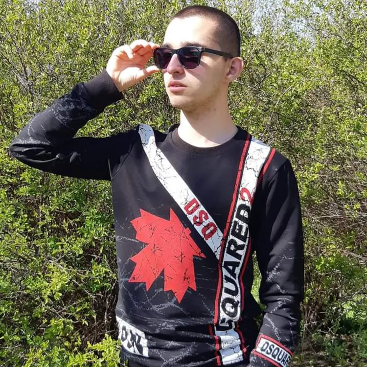 Photo #2136602