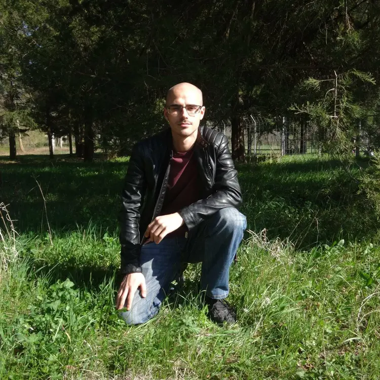 Photo #2210775