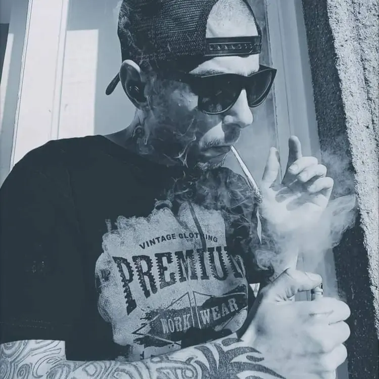 Photo #2192919