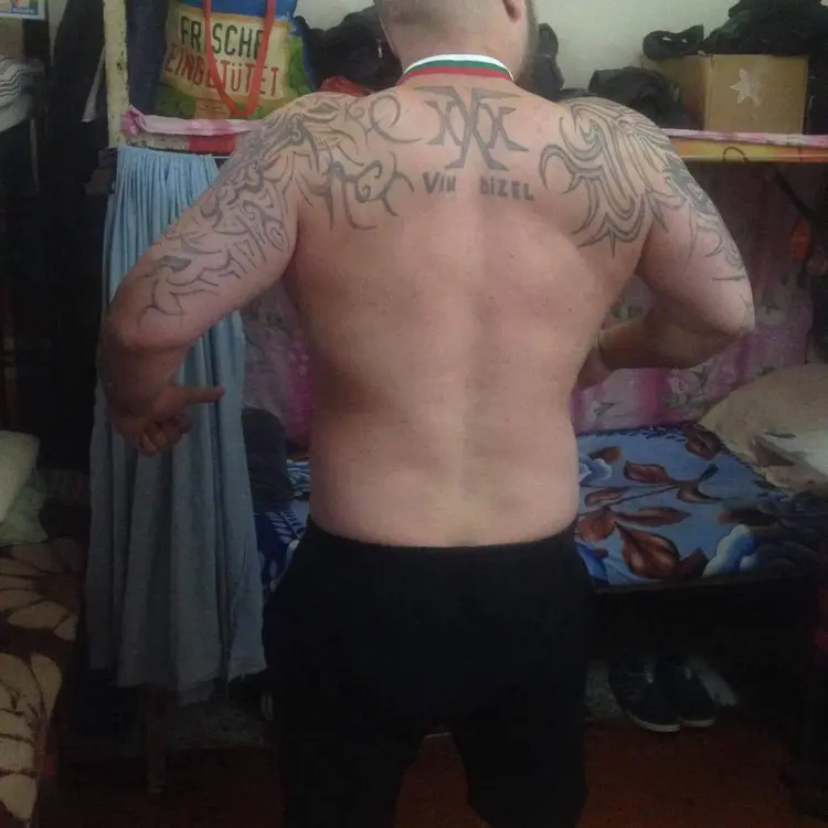 Photo #1988175
